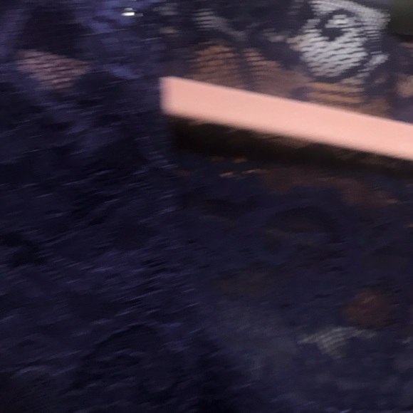 Aritzia Talula size large purple lace long sleeve top. - Picture 5 of 5